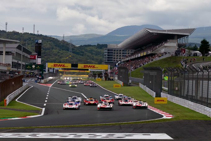 WEC 6 Hours of Fuji start porsche voorop