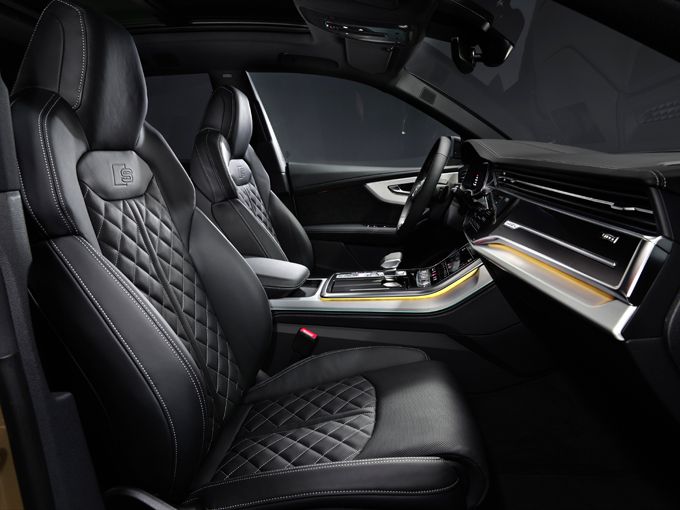 Audi Q8