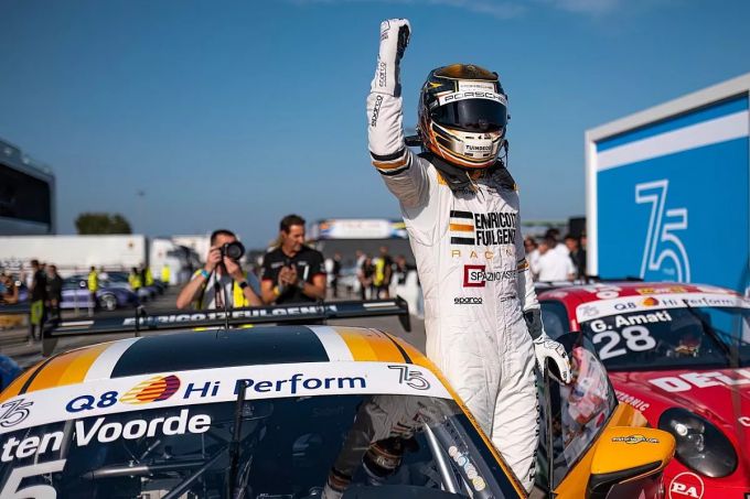 Porsche Carrera Cup Italia Larry ten Voorde foto 2