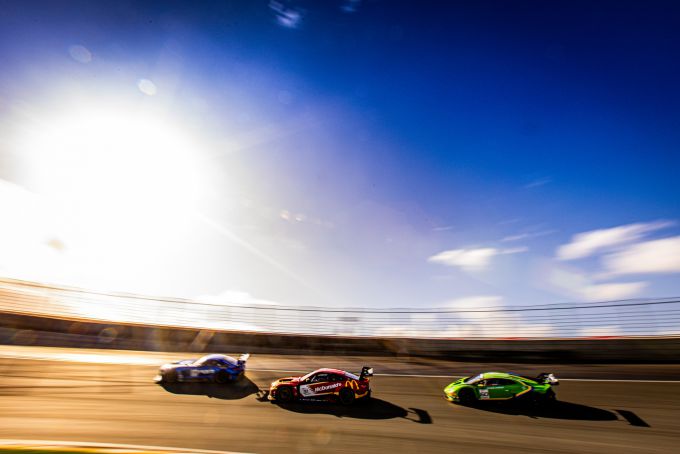 Fanatec GT World GT Championship EU powered by AWS Sprint Cup Round 10<br />
Circuit Zandvoort Foto Nr11