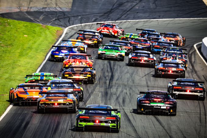 Fanatec GT World GT Championship EU powered by AWS Sprint Cup Round 10<br />
Circuit Zandvoort Foto Nr21