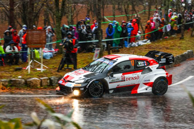 FORUM8 Rally Japan Ogier_Landais_Toyota_Yaris