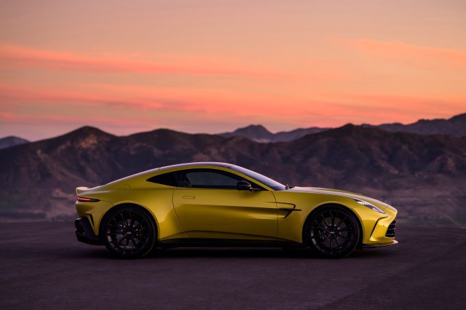 Aston Martin Vantage intro febr 2024 Foto 12