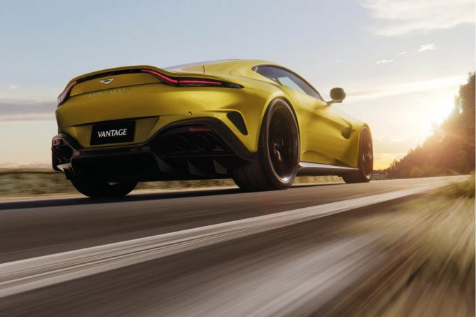 Aston Martin Vantage intro febr 2024 Foto 18