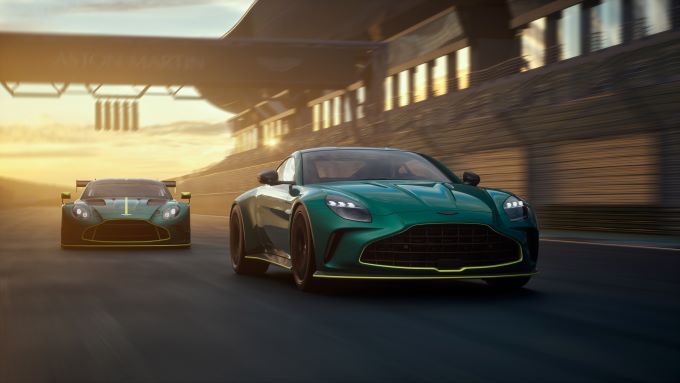 Aston Martin onthulling Silverstone 3 kroonjuwelen Foto 2