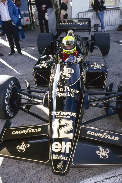 1985 Senna leidde de Grand Prix van Groot-Brittanniï¿½ gedurende 58 van de 65 ronden voordat hij gedwongen werd zijn Lotus-Honda aan de kant te zetten