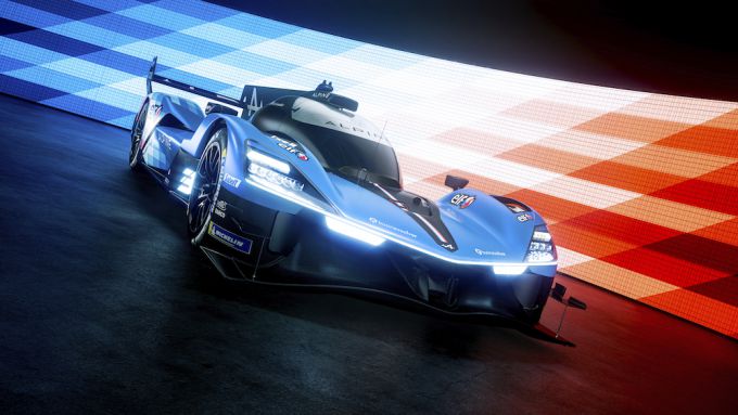 Alpine A424