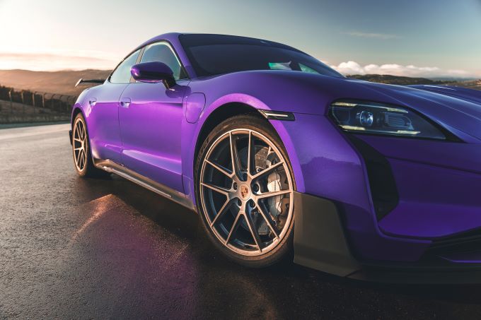 Porsche Taycan Turbo GT foto 4