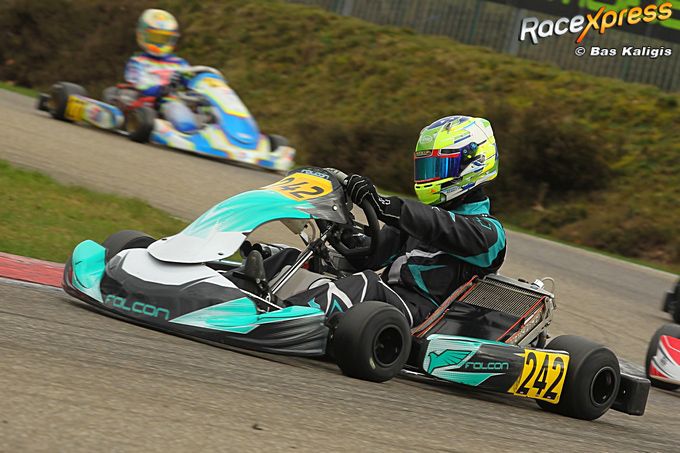 Jens Treur met Falcon naar podium