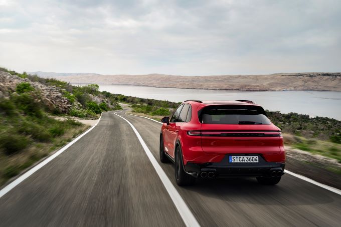 Prestaties, comfort en exclusiviteit: de nieuwe Porsche Cayenne GTS Foto 11