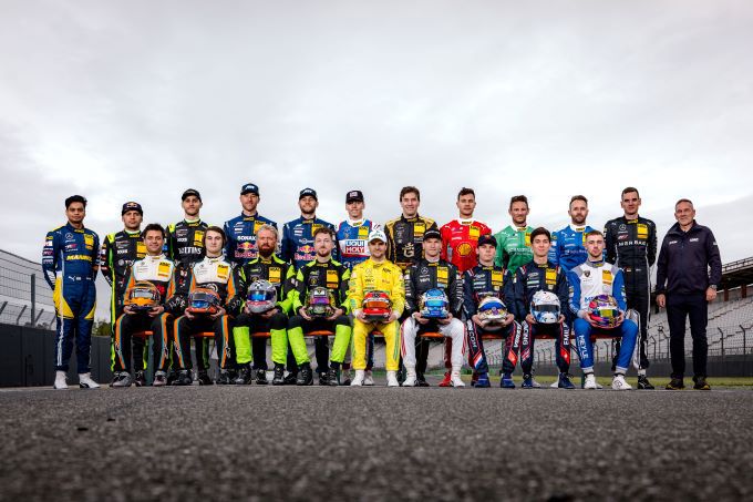 DTM seizoensopening 2024 Hockenheimring groepsfoto