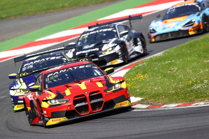 Fanatec GT World Challenge Europe Brands Hatch Foto 3