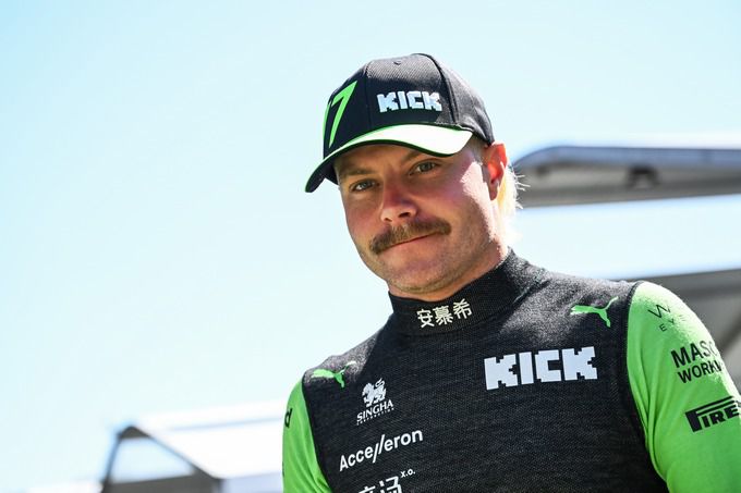 Silly Season 2025: 'Logan Sargeant eruit, Valtteri Bottas erin bij Williams, en dus geen plaats voor Kimi Antonelli'