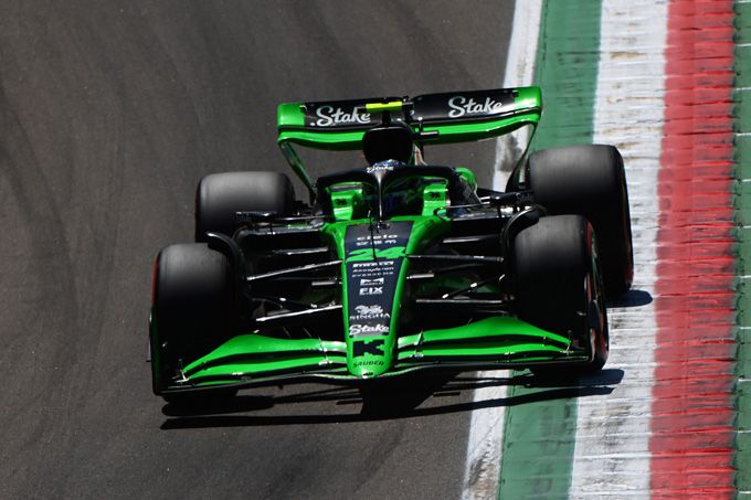Guanyu Zhou opnieuw met lege handen in Imola: "Wordt geen gemakkelijke race"
