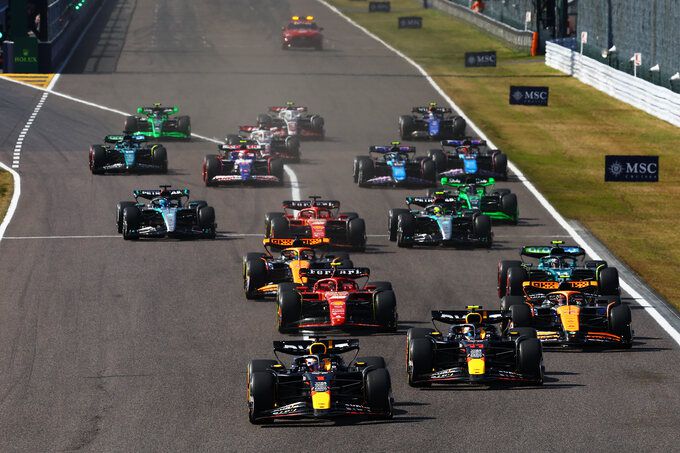 Zak Brown: "Ik denk niet dat Max het WK wint in een andere auto dan de Red Bull"