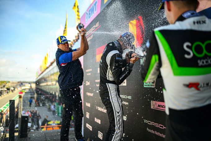 Porsche Carrera Cup Benelux DTM-weekend Zandvoort Foto 3