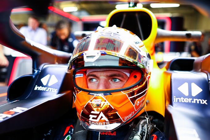 Toto Wolff reageert op Max Verstappens 'ja tegen Red Bull in 2025'