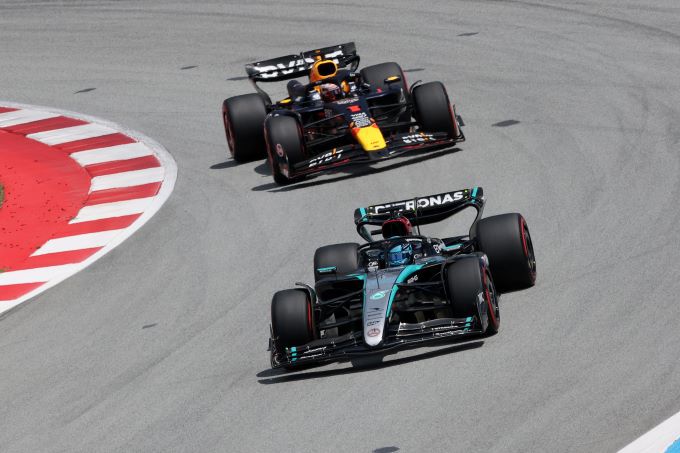 Max_Verstappen_van_Red_Bull_naar_Mercedes?!