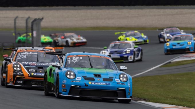 DTM Zandvoort Porsche Sixt Carrera Cup Deutschland Foto 3 Harry_King_en_Huub_van_Eijndhoven