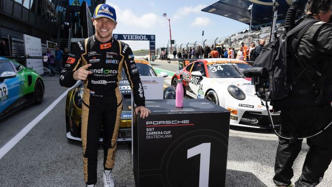 DTM Zandvoort Porsche Sixt Carrera Cup Deutschland Foto 11 Larry ten Voorde op P1