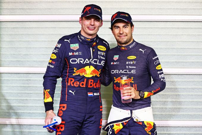 Gaat Max Verstappen een andere teamgenoot krijgen dan Sergio? Perez' nieuwe contract maakt het mogelijk...
