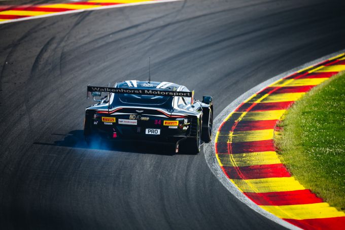 Fanatec GT World Challenge Europe powered by AWS Endurance Cup Nürburgring Aston Martin Vantage AMR GT3 Foto 5