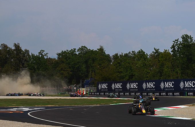 #MaxVerstappen