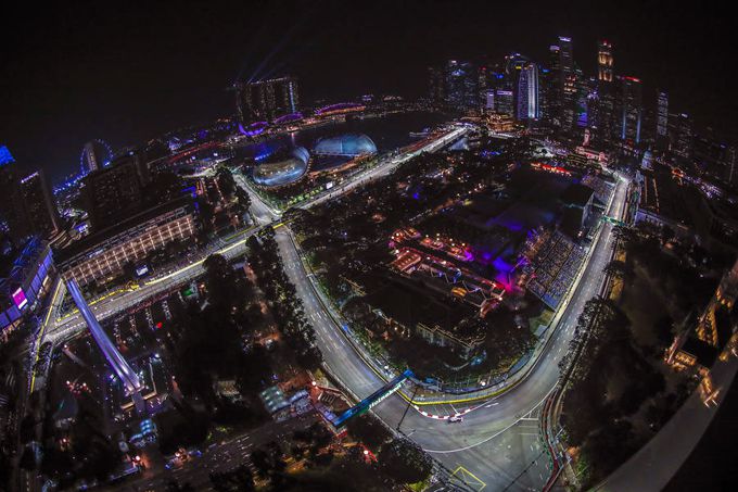 Stake F1 Team KICK Sauber naar de Red Dot voor een van de meest spectaculaire evenementen op de F1-kalender