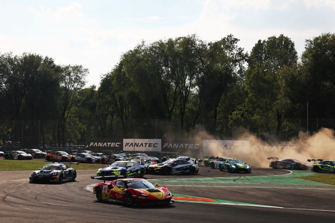 Fanatec GT WorldChEU pwrd by AWS Endurance Cup Round 8 Monza race Foto 4