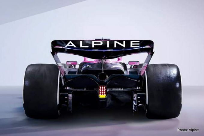 Alpine F1 team met Renault power unit uit Viry-Châtillon Foto 4