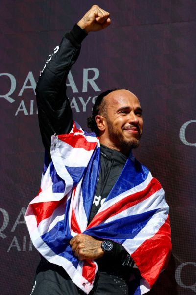 De updates van de Mercedes W15 moeten een klein wonder zijn, maar Lewis Hamilton acht het onmogelijk