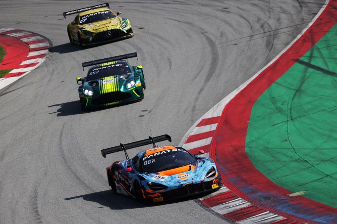Fanatec GT World Challenge Europe Powered by AWS Sprint Cup Circuit de Barcelona-Catalunya Race 2 Foto 7 Nr150 Garage 59 McLaren