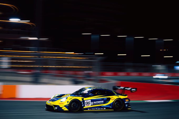 6 Hours of Jeddah Rutronik Racing Loek Hartog racewinnaar en Bronze Cup-kampioen Foto 2 bron foto Jonas Plümer / Laptime Performance Eibl GmbH/ GT-Place UG