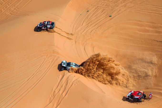 Red Bull Dakar 2025 elfde etappe 16 januari 2025 Foto 7 Nasser Al Attiyah en Edouard Boulanger met hun Dacia Sandrider van de Dacia Sandriders