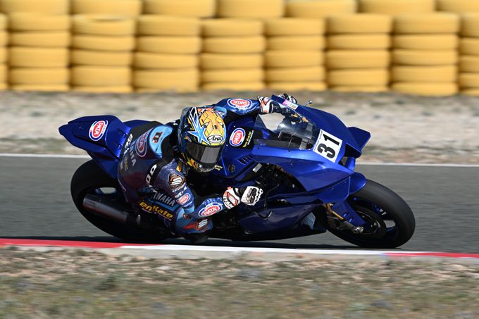 Pata Yamaha Ten Kate Racing werkt positieve testdagen af met Yamaha YZF-R9 op Andalucía en Almería