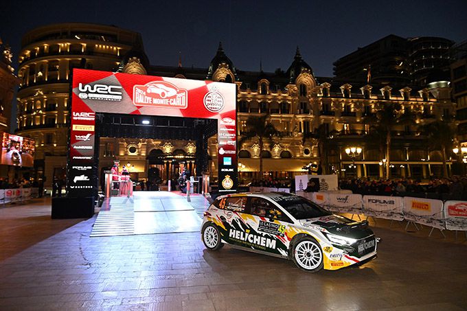 HELICHEM_Rally_Team_De_start_van_de_Rallye_Monte_Carlo_vindt_traditiegetrouw_plaats_op_het_Place_du_Casino
