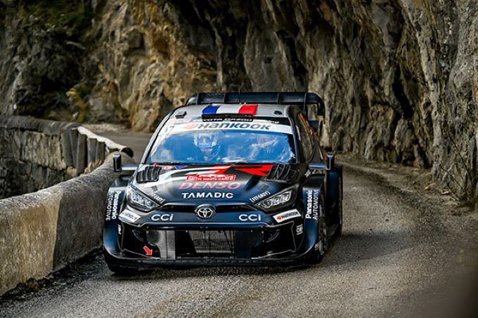 Rally Monte Carlo - Koploper Sebastien Ogier: "Ik ben blij dat ik deze dag achter de rug heb en dat we de kloof..."