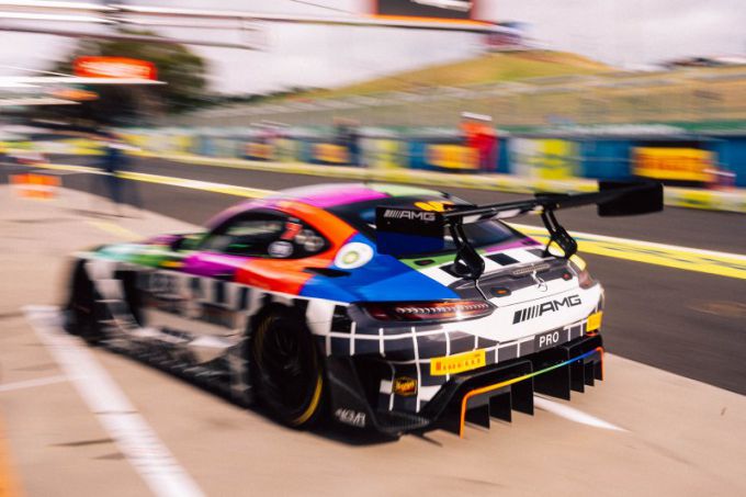 Bathurst 12 Hour vrije training 1 Foto 5 Mercedes-AMG GT3 Team GMR Engel Martin Grenier