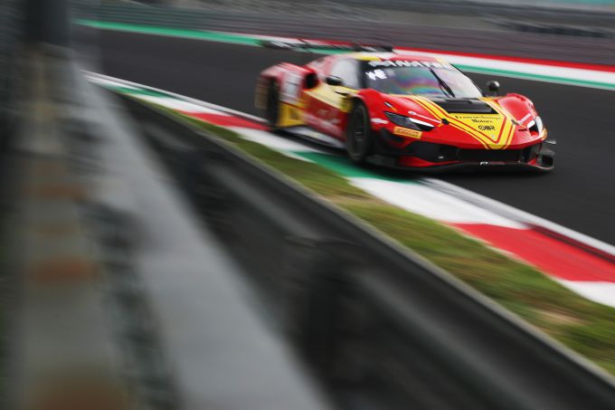 Ferrari 296 GT3 AF Corse Francorchamps Motors Foto 3