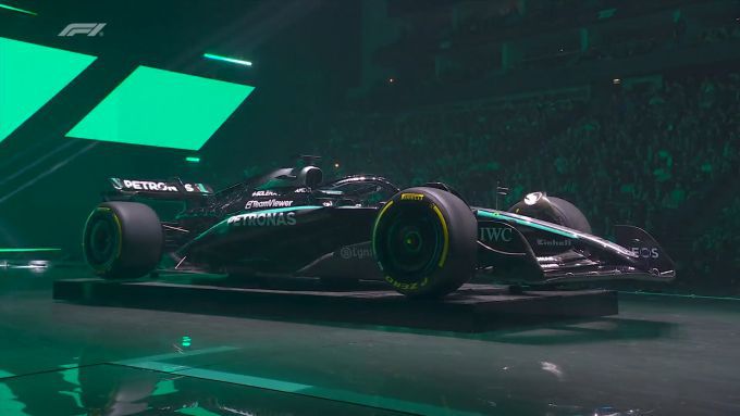 Mercedes W16 F1