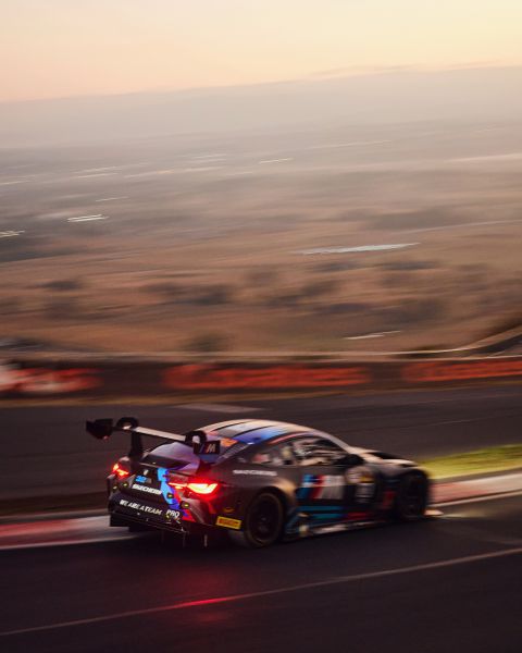 Bathurst 12 Hours 1 - 2 overwinning BMW en Team WRT Foto 12