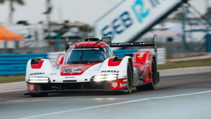 12H Sebring 2025 Nr7 Porsche 963 winnaar met Felipe Nasr, Nick Tandy en Laurens Vanthoor Foto 5