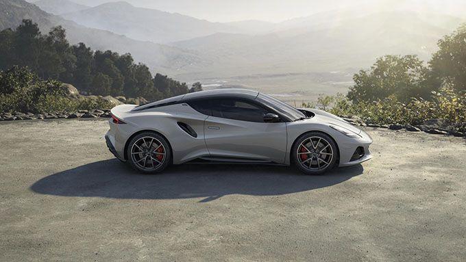 Lotus_Emira_Turbo_SE_Zinc_Grey