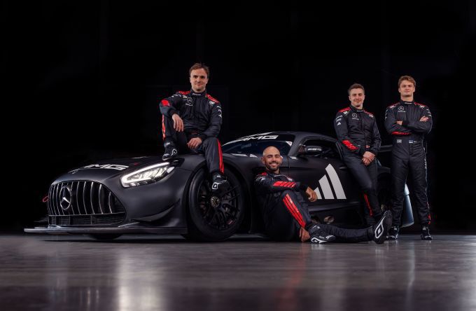 Partnerschap adidas en Mercedes-AMG PETRONAS Formule 1 Team GT Sport Esports Foto 2