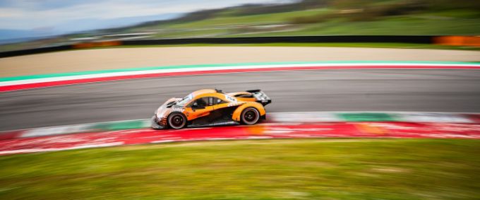 Michelin 24H SERIES European Series Spa-Francorchamps paasweekend van 19 en 20 april 2025 Foto 13 startnummer 702
