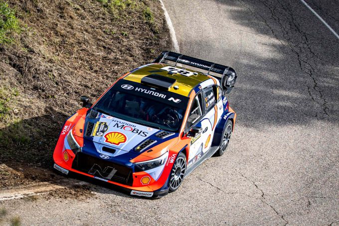 Rally Sierra Morena Thierry Neuville Hyundai