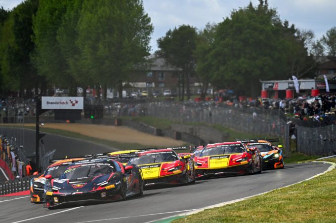 GT World Challenge Sprint Cup Brands Hatch Foto 18