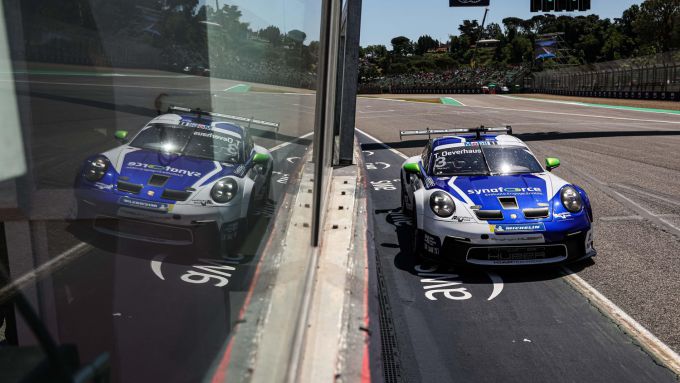 Porsche Mobil 1 Supercup 2025 op het Autodromo Enzo e Dino Ferrari in Imola