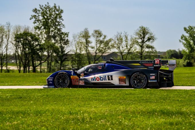 Cadillac V-Series.R