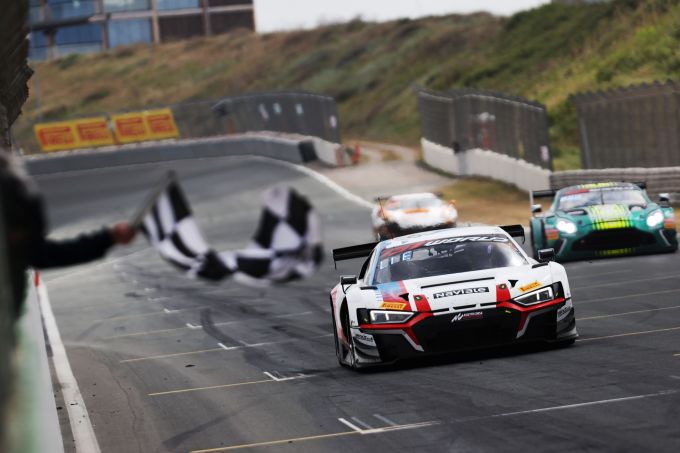 GT World Challenge Sprint Cup CM.com Circuit Zandvoort Foto 8